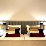 Flh Classy & Modern
