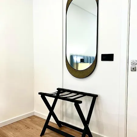 Classy & Modern * Кашкайш