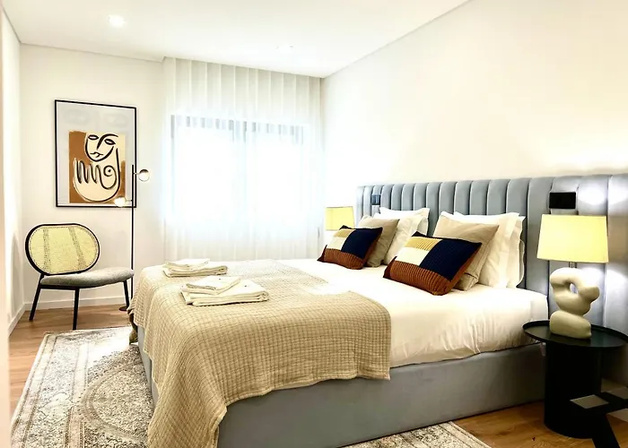 Flh Classy & Modern