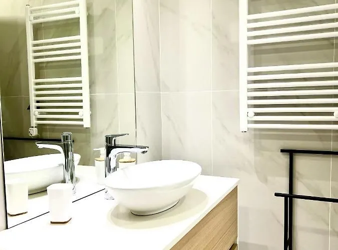 Apartment Flh Classy & Modern *