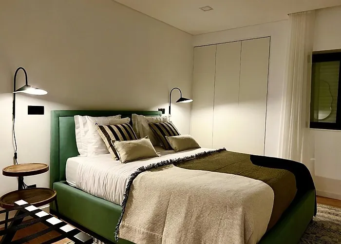 Flh Classy & Modern *