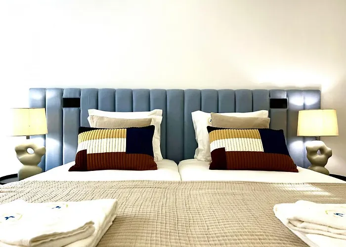 Flh Classy & Modern *