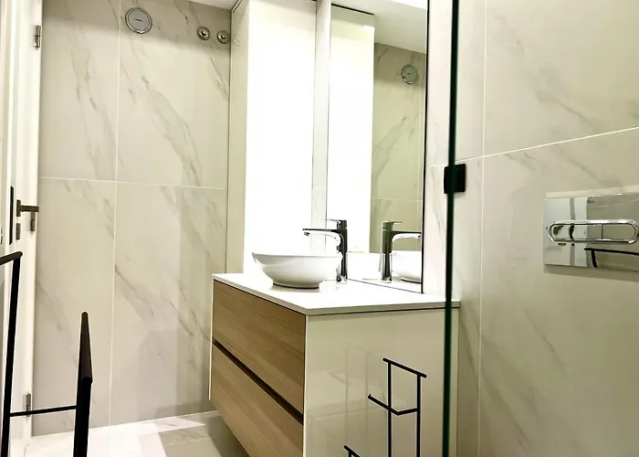 Flh Classy & Modern *