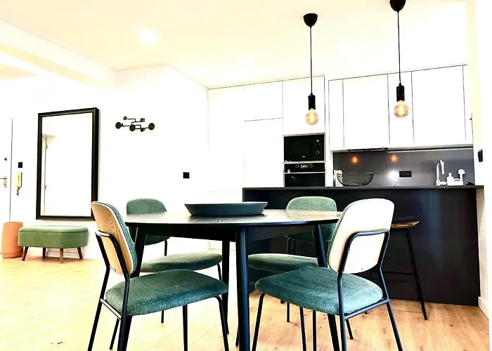 Flh Classy & Modern