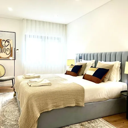 Classy & Modern